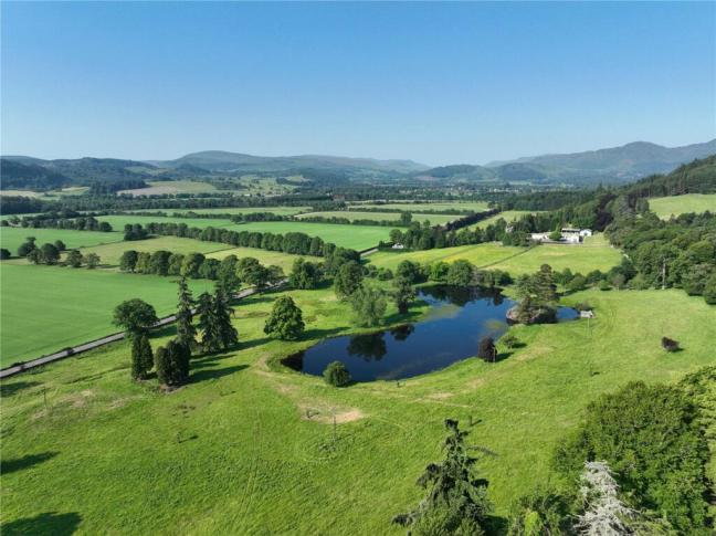 Lawers House - Pond Park West